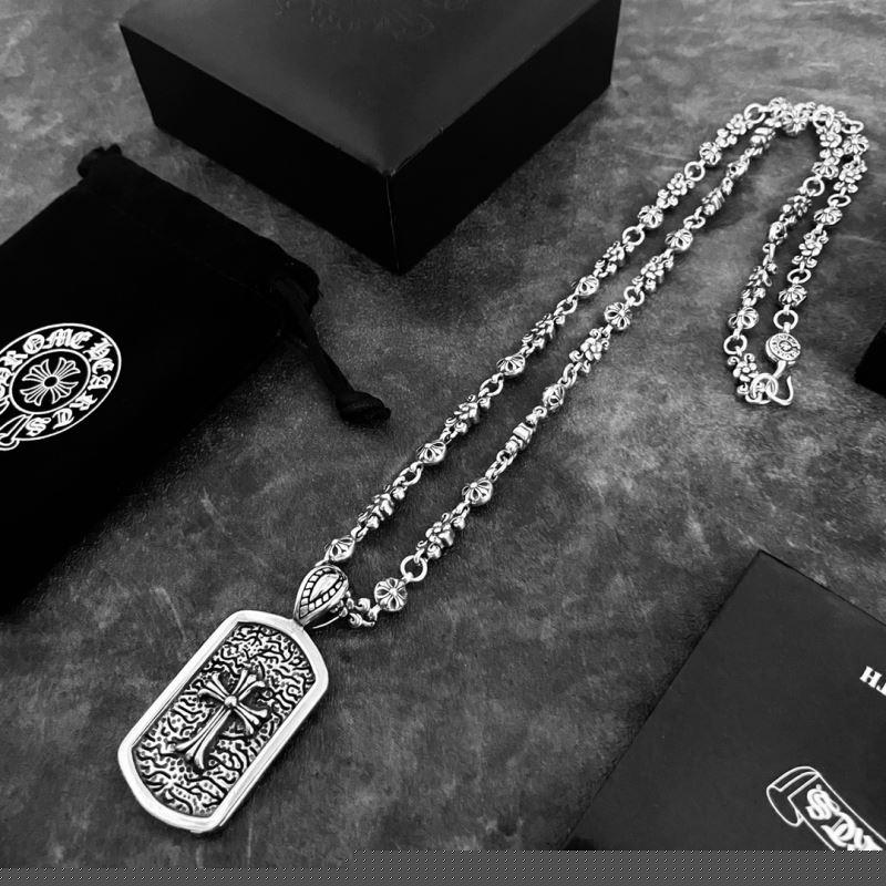 Ch**me He**ts necklaces